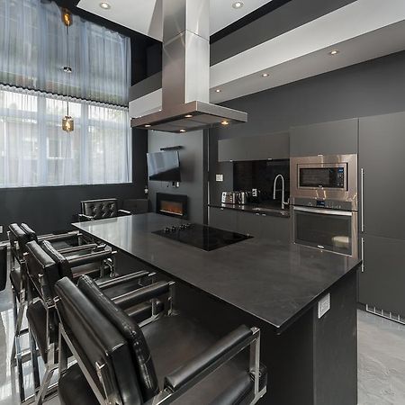 Boutique Lofts Milton Parc By Simplissimmo Apartment Montreal Luaran gambar